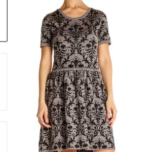 ROMEO & JULIET Fit and flare sweater dress